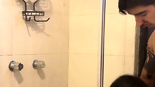 I take a bath with my friend's slut and she sucks me until