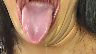 Ana Breaks Her Goat Throat with 4 Cocks at the Same Time