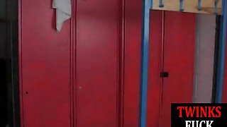 Dicksucked twink breeds bottom in lockerroom for facial