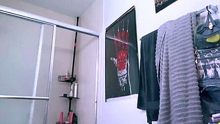 Amateur Big Boobs jerks Big Dick