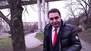 Blowjob in a park for the king of trash porn Andrea Dipre