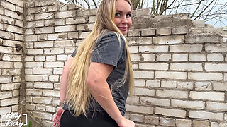 Outdoor Pee and Anal Play Ass to Mouth