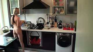 Stepsis Shim Cooking Naked