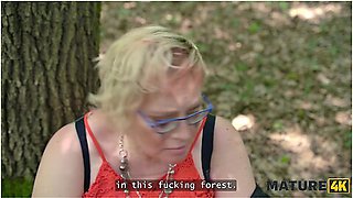 Kinky Giantess Diana Is Having Outdoor Sex With 2 Strangers