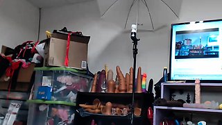 Epic Big ASS Riding Big TOY in a page webcam