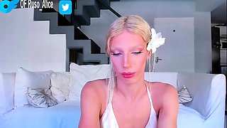 Tranny amateur solo big tits masturbates in high def