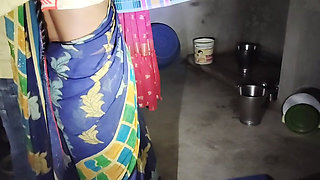 Desi Sex with Hot Sexy Girl in Saree