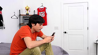 Sexy bubble butt stepsister wanted stepdad his credit card