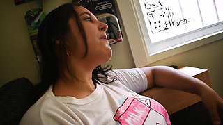 Stepsister Handjobs Me to Beat My Bubblegum Kink - Bunny Looner