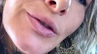 Webcam milf with breast milk live hardcore masturbate
