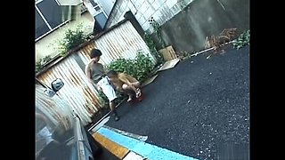 Outdoor slurping on a cock by sexy naked Mai Sakurai