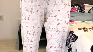 Farts From Pajamas to Tight Jeans: Stinky Grwm