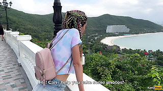 Public Exposure On Ferris Wheel - Strange Girl Helps Me In Her Mouth