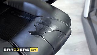 Brazzers - Angel Wicky swallows her employee's big penis through a gloryhole then slides it inwards her greedy cunt
