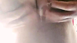 Presentation of Your Hucow's Udders