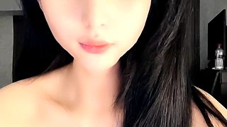 Hairy amateur solo toy fuck
