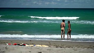 Super hot busty blonde babe fucks a big dick on webcam