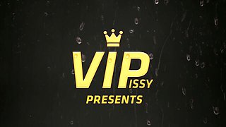 Radiant Shione Cooper - huge tits xxx - VIPissy