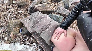 Outdoor Ass Fuck in a Snowstorm