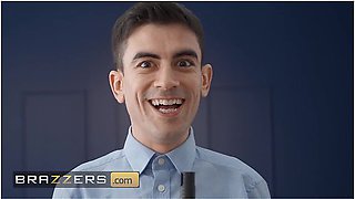 Hot Influencer Miss Jackson Blows Her Followers Minds While Having Anal Sex With Jordi