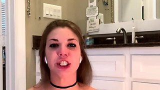 Amateur brunette ariana marie solo toying