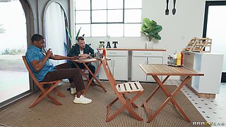 Leather, Chains N' Pussy Juice With Isiah Maxwell, Vince Karter, Hayley Davies - Brazzers