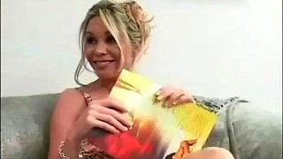 Busty milf orders pizza, gets extra toppings ft. Glorius Humperdink: Blowjob, Doggy  Missonary Porn