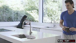 Reagan Foxx Arousing Mom Sex Story