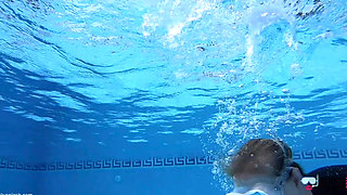 Underwater Blowjob Challenge - Gagging on My Sinking Dildo