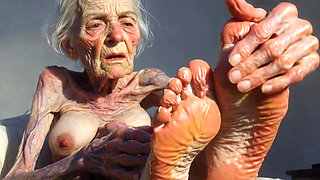 Granny Foot Oil Play - Self Massage Makes Her Horny and Dripping