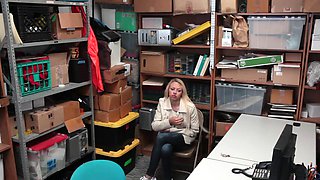 Zesty Blondes Ryan & Zoey in a steamy Reality Office Hookup