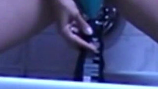 My Girlfriend Likes to Piss