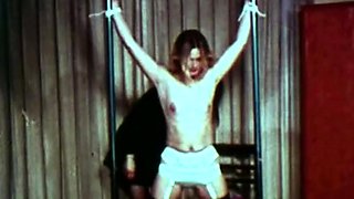 Amateur brunette in stockings luscious pussy fuck