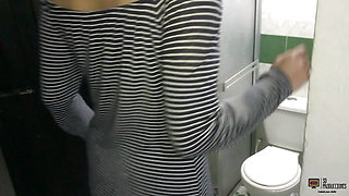 Beautiful Stepmom Riding Her Stepbrother Carlos' Rich Cock - Porn in Spanish
