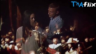 Asia Argento Baps Gig in The Stendhal Syndrome