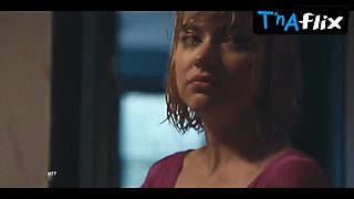 Pop Lara Caboose, Funbags Sequence in Slobbering Ldam