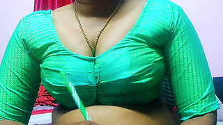 Desi Mohini Aunty Hot Sex with Plumber