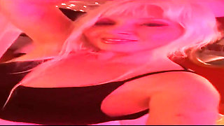 704088638501167105. mp4