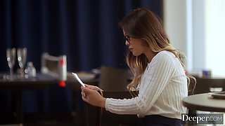 Skinny Asian Slut Tried Hard to Deepthroat A Huge Cock