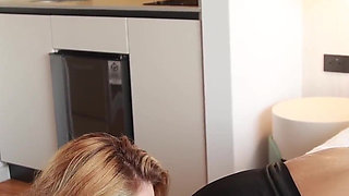 Dani Roxxy and Sandy Do Pussy and Milk