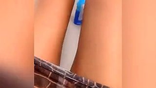 Luma Lavont Risky Public Flashing And Relaxing Booty Shake