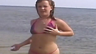 Freaky Spinner Spreads Her Pussy in My Back Seat