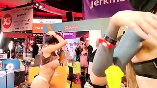 Perfect ass amateur bangs in public