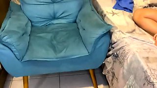 Mulher brasileira com bunda grande transa com pau enorme em