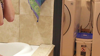 Girlsway - stepmoms brandi love & alexis fawx help teen become lesbian