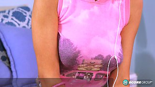 Cece Capellas Teen Striptease