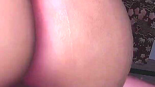 B027 Giantess Shrinks Slave, Farts, Facesitting, Smells, Tramples, Sole Training Cunnilingus