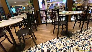 Meeting Jenny - Videos - JohntronX