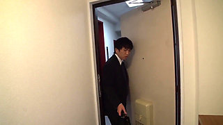 Husband Secretly Watches His Wife Being Taken by Strangers, Gets Hard and Finally Enjoys Her - Honjo Hitomi