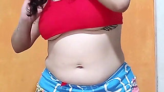 Trying on Sexy Lingerie with a Horrible Thick Ass (no Audio)